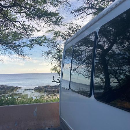 Oahu Camper Adventures Hotell Kailua Eksteriør bilde